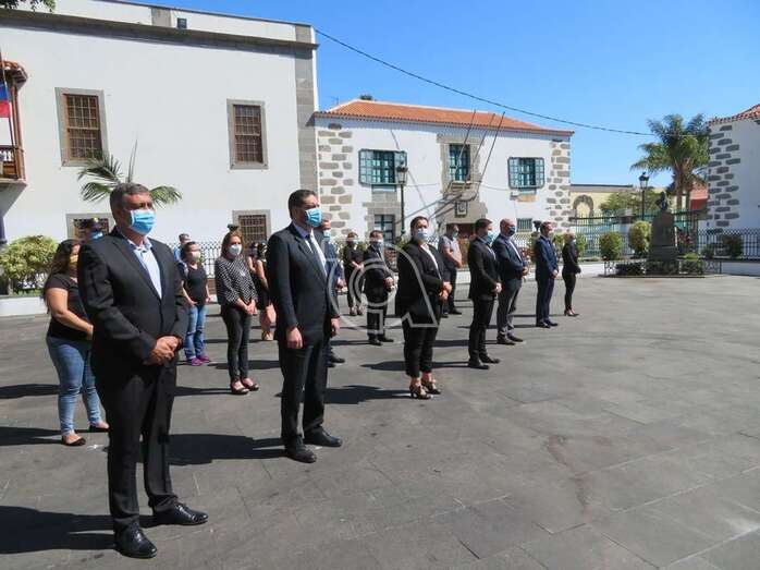 Momento del minuto de silencio (Foto TA)